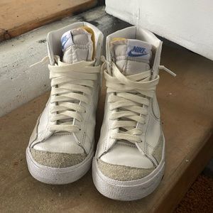 nike sneakers size 8